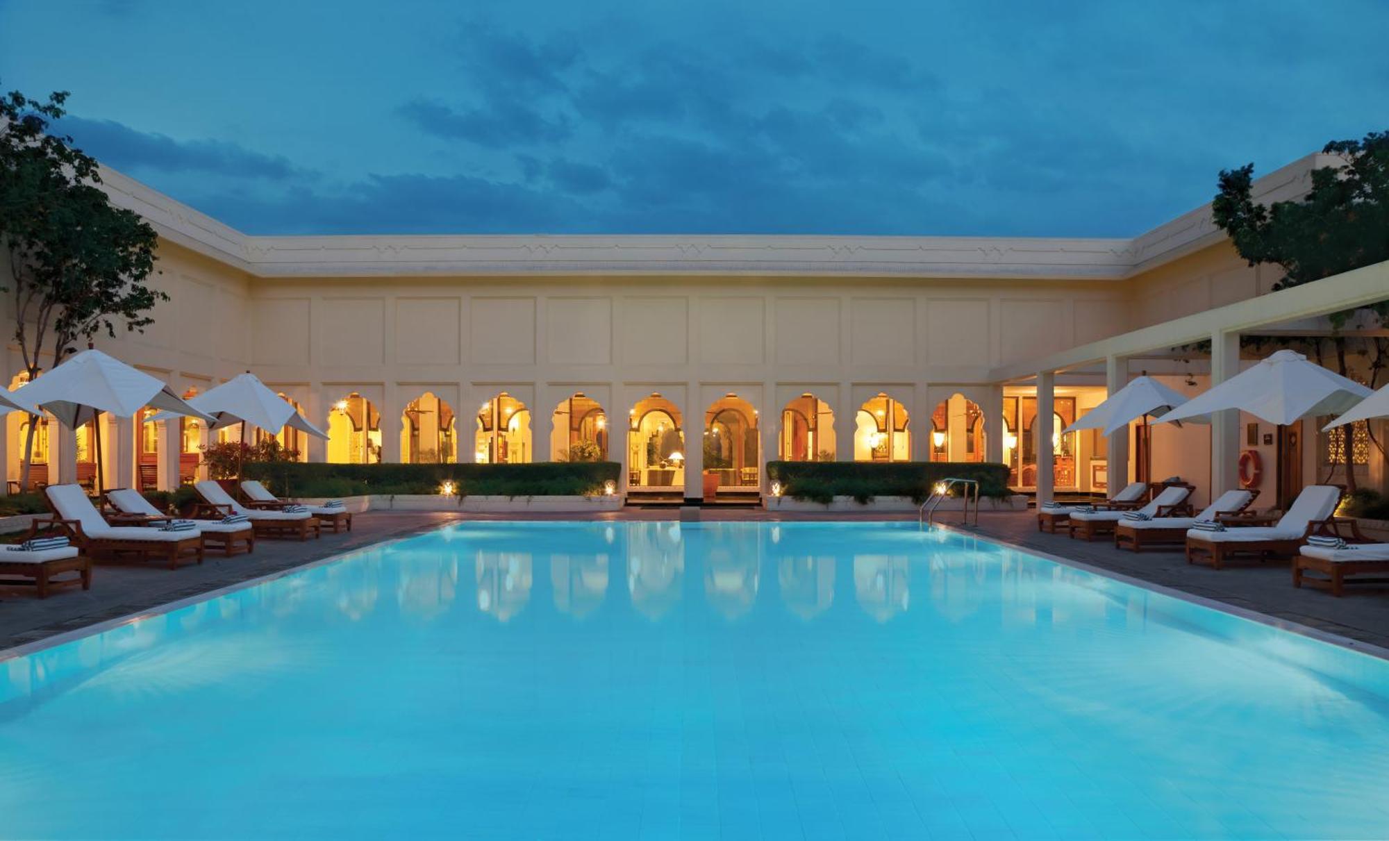 Trident Jaipur Hotel Eksteriør billede The pool at The Oberoi, Mumbai