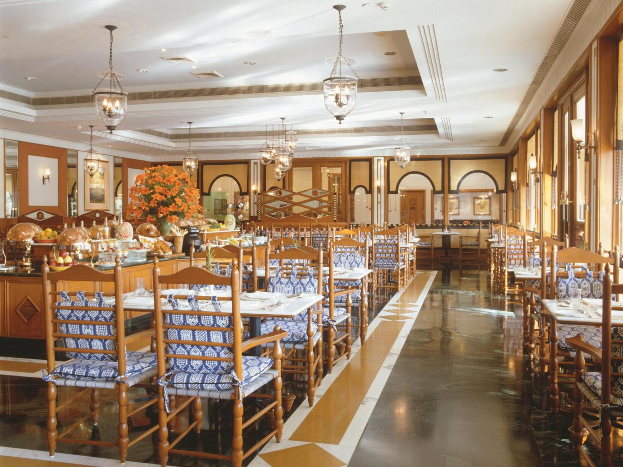 Trident Jaipur Hotel Eksteriør billede The restaurant